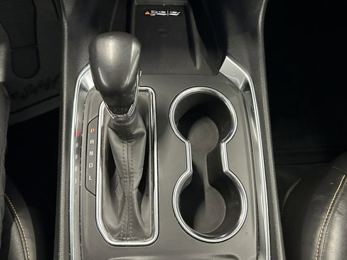 Used 2021 Chevrolet Traverse Premier w/ LPO, Blackout Package image 37