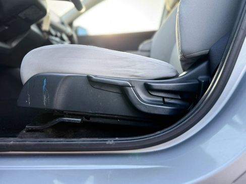 Used 2019 Honda HR-V LX image 24