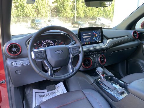 Used 2025 Chevrolet Blazer RS w/ Driver Confidence II Package AWD/4WD image 33