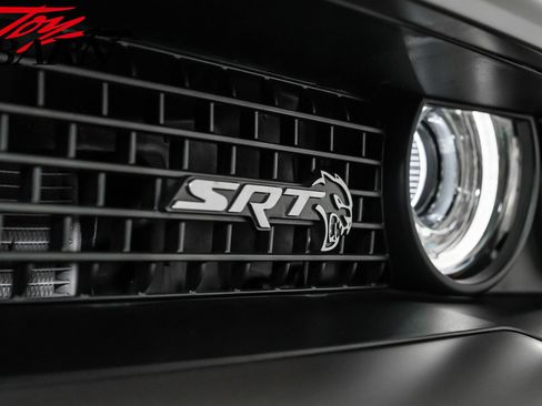 Used 2020 Dodge Challenger SRT Hellcat RWD image 9