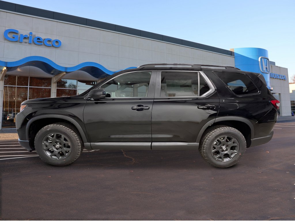 New 2026 Honda Pilot TrailSport image 2