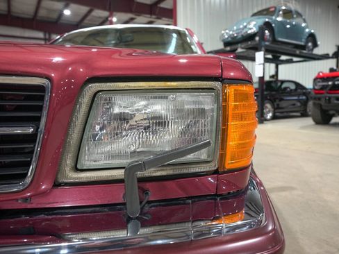 Used 1991 Mercedes-Benz 560 SEC image 32