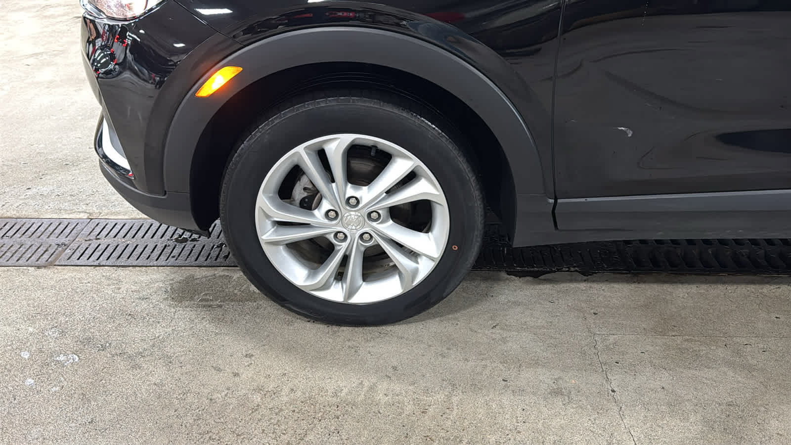 Used 2023 Buick Encore GX Preferred FWD image 30