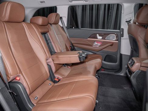 Certified 2026 Mercedes-Benz GLS 450 4MATIC image 12
