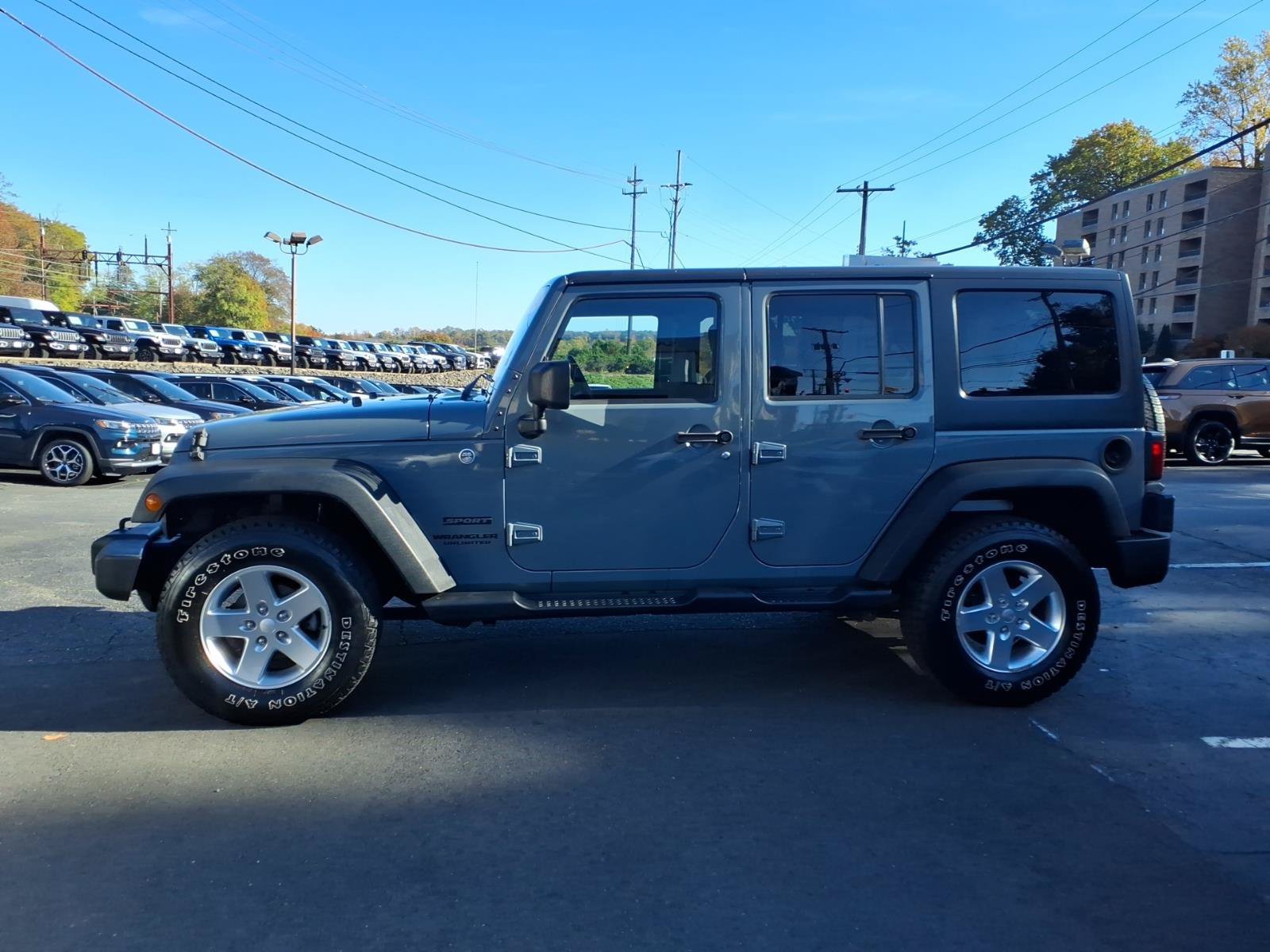 Used 2014 Jeep Wrangler Unlimited Sport w/ Quick Order Package 24S AWD/4WD image 8