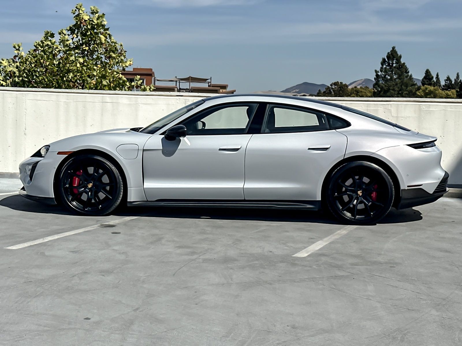 Certified 2023 Porsche Taycan GTS AWD/4WD image 3