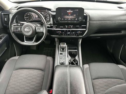 Used 2024 Nissan Pathfinder SV AWD/4WD image 13