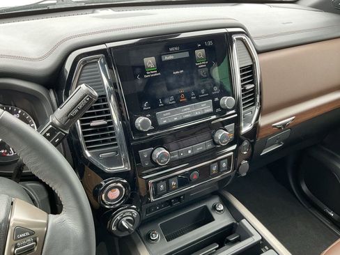 Used 2024 Nissan Titan Platinum Reserve w/ Moonroof Package AWD/4WD image 14