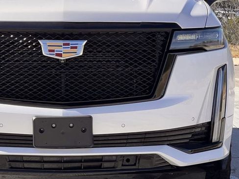 Used 2023 Cadillac Escalade Sport Platinum w/ LPO, Floor Liner Package image 12