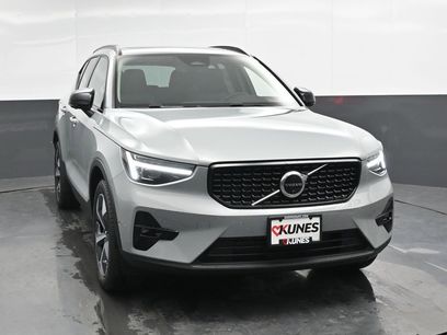 New 2026 Volvo XC40 B5 Plus w/ Protection Package Premier