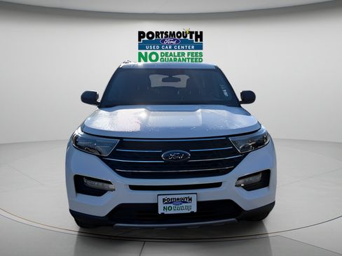 Used 2022 Ford Explorer XLT w/ Equipment Group 202A AWD/4WD image 9