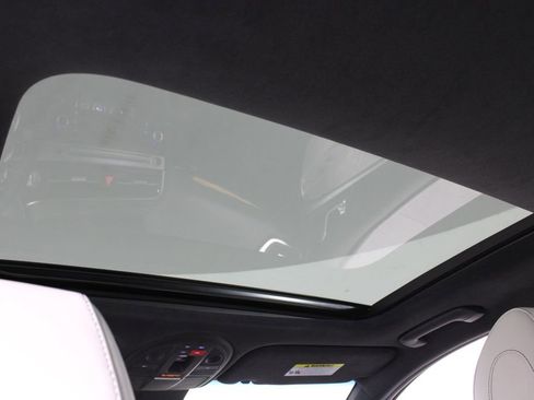 Used 2025 Genesis G70 3.3T Advanced w/ Sport Prestige Package image 21