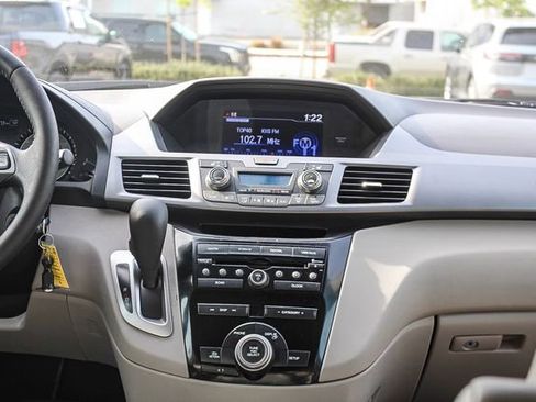 Used 2012 Honda Odyssey EX-L image 18