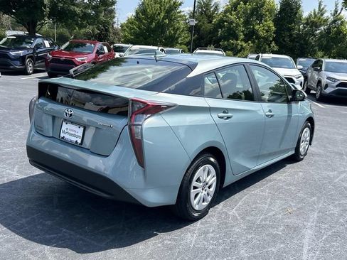 Used 2016 Toyota Prius Two FWD image 4