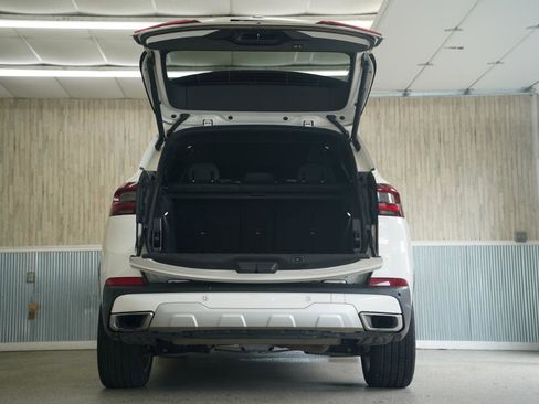 Used 2023 BMW X5 xDrive40i w/ Premium Package AWD/4WD image 41