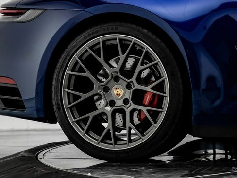 Used 2020 Porsche 911 Carrera 4S image 73