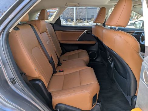 Used 2021 Lexus RX 350L Premium w/ Premium Package image 26