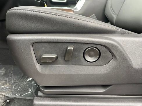 New 2026 Chevrolet Silverado 2500 LT w/ Trail Boss Package image 9