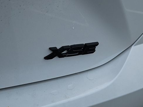 New 2026 Toyota Camry Hybrid image 4