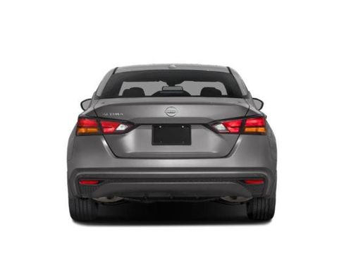 Used 2025 Nissan Altima 2.5 SV image 8