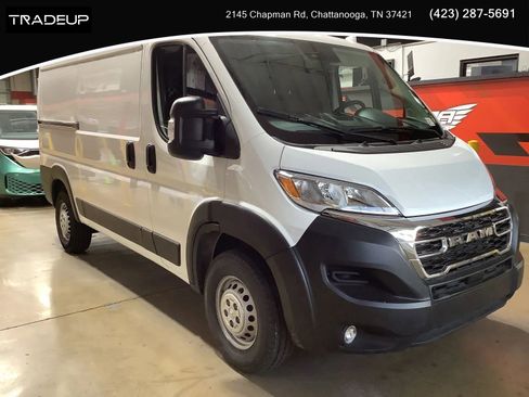 Used 2025 RAM ProMaster 2500 w/ U-Haul Equipment Group FWD image 1