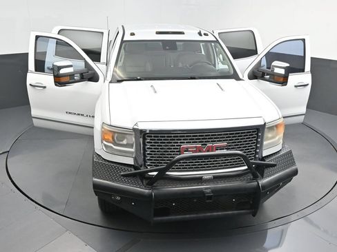 Used 2015 GMC Sierra 2500 Denali w/ Duramax Plus Package AWD/4WD image 52