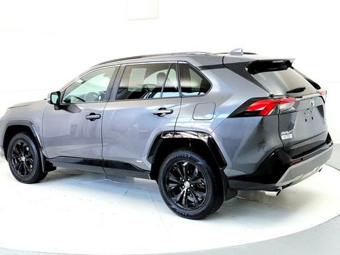 Used 2023 Toyota RAV4 SE AWD/4WD image 4
