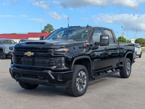New 2025 Chevrolet Silverado 2500 Custom w/ Custom Value Package AWD/4WD image 6