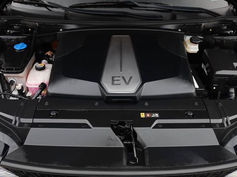 Used 2023 Kia EV6 GT AWD/4WD image 11