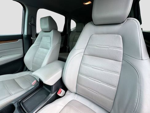 Used 2017 Honda CR-V Touring image 21