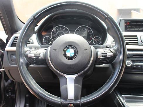 Used 2014 BMW 320i Sedan image 18