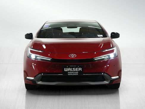 Used 2024 Toyota Prius Limited image 10