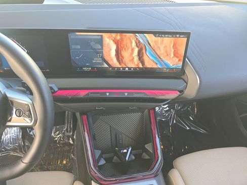 Used 2025 BMW X3 xDrive30i image 23