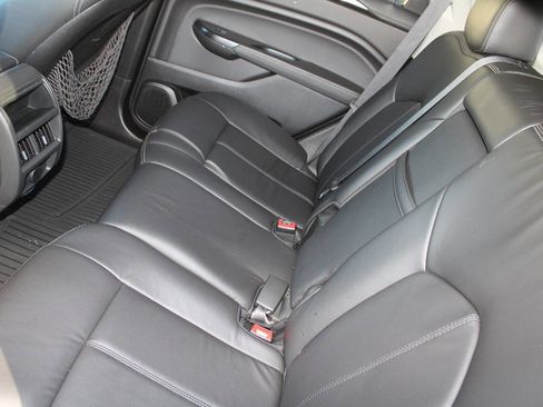 Used 2016 Cadillac SRX Base 4dr SUV image 30