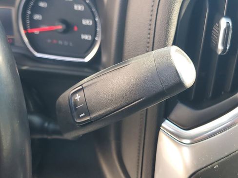 Used 2021 Chevrolet Silverado 1500 LT image 33