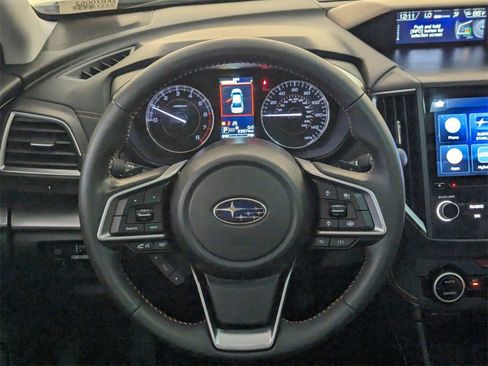 Used 2023 Subaru Crosstrek 2.5i Limited w/ Moonroof Package image 8