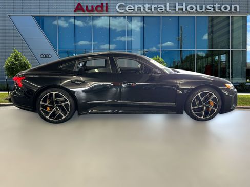 Used 2023 Audi RS e-tron GT w/ Carbon Performance Package image 8