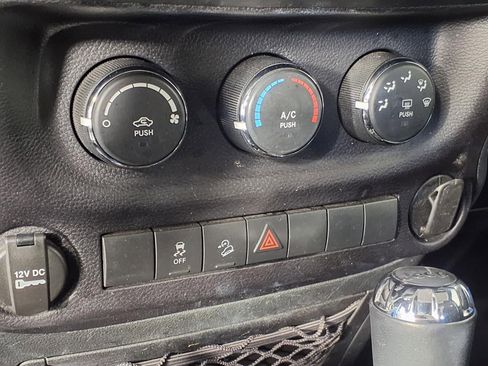 Used 2016 Jeep Wrangler Sport w/ Quick Order Package 24S image 18