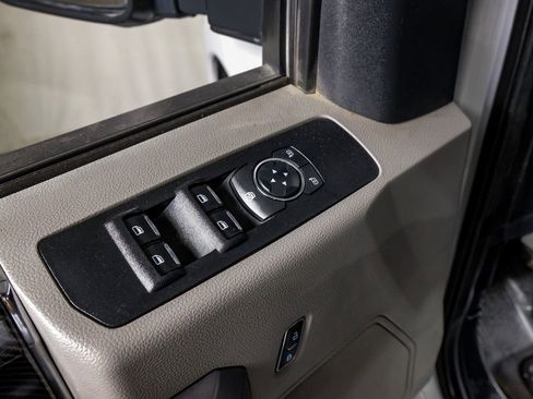 Used 2021 Ford F250 XLT AWD/4WD image 33