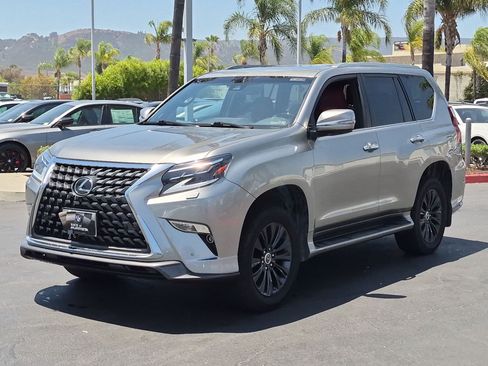 Used 2021 Lexus GX 460 Luxury w/ Sport Design Package AWD/4WD image 5
