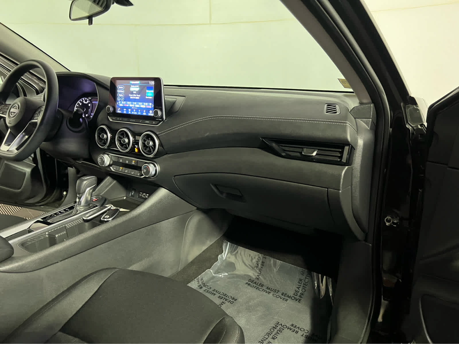 Certified 2024 Nissan Sentra SV FWD image 28