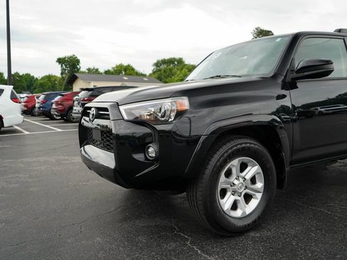 Used 2021 Toyota 4Runner SR5 RWD image 16