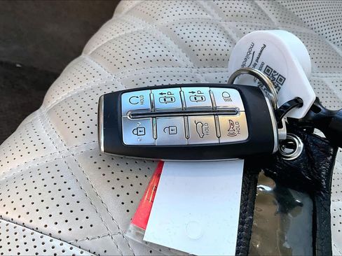 Used 2023 Genesis GV80 3.5T w/ Prestige Package image 15