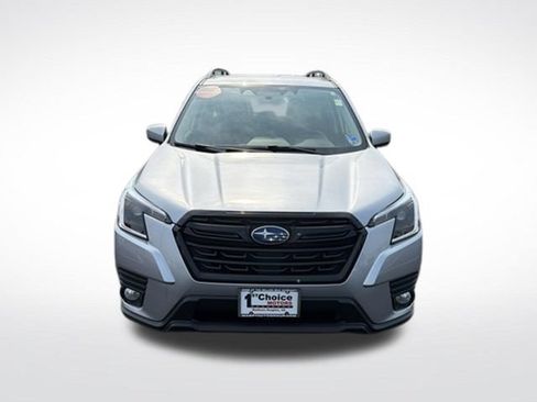 Used 2023 Subaru Forester Premium AWD/4WD image 8