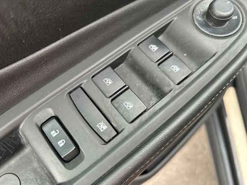Used 2017 Buick Encore Preferred FWD image 18