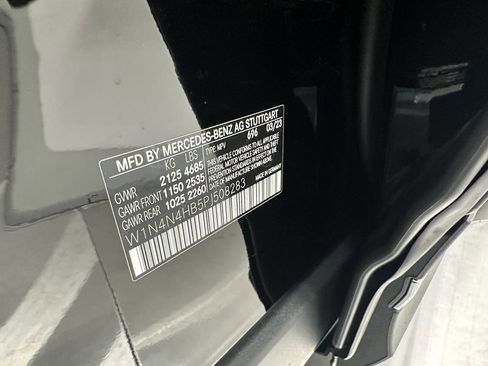 Certified 2023 Mercedes-Benz GLA 250 4MATIC w/ Premium Package image 36