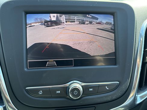 Used 2023 Chevrolet Equinox LT image 26