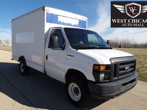 Used 2014 Ford E-350 and Econoline 350 Super Duty image 1