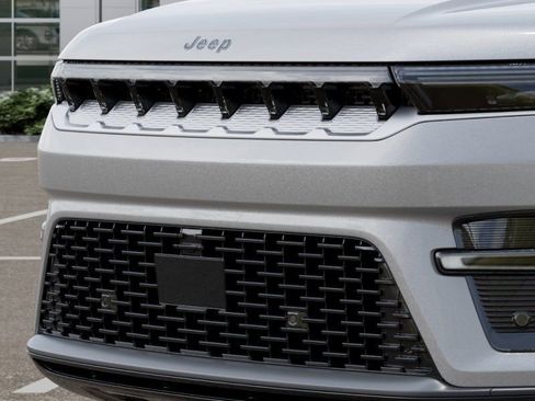 New 2026 Jeep Grand Wagoneer 2WD w/ 8-Passenger Seating Package image 11