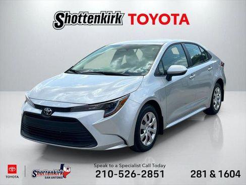 Certified 2026 Toyota Corolla LE FWD image 1